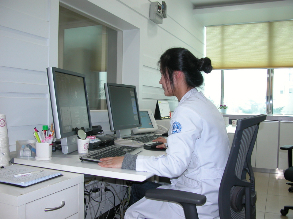 120320_hyundaerad155359.JPG